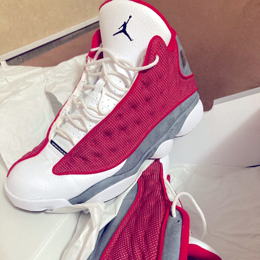Jordan 13’s Red flints